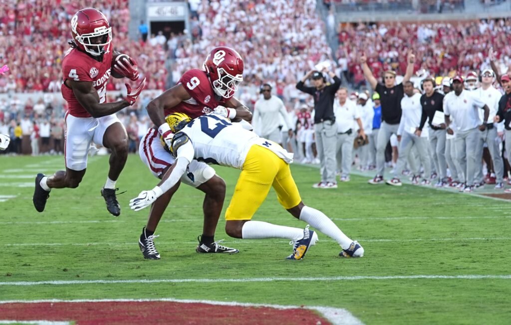 Sooners Vs. Wolverines Fight