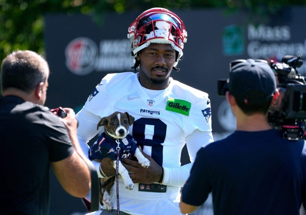 Stefon Diggs For Patriots Week 1