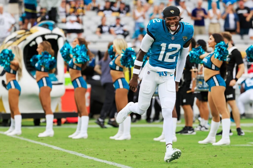 Travis Hunter Dual Role In Jaguar Week 1
